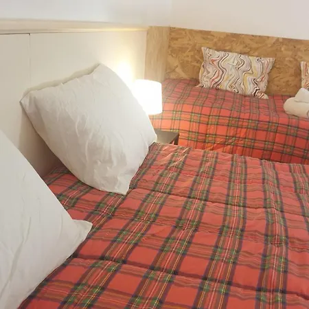 Home Hostel Catania
